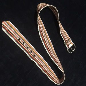Multicolored cloth belt.
